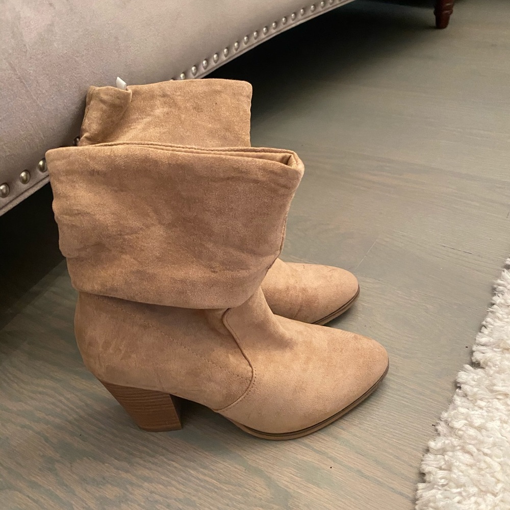 Velvet booties